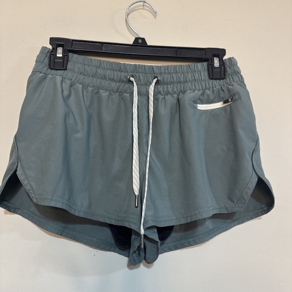 Vuori Pants - Vuori Clementine 2.0 Women's No Size Tag  Sage Green Lined Athletic S/M #064